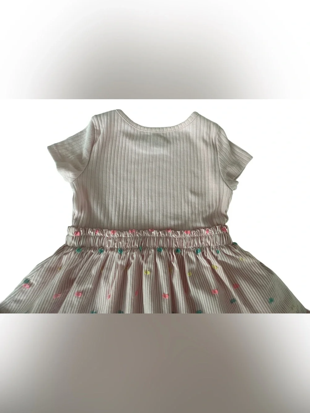 Wonder Nation girl’s dress features a striped poplin skirt.  Size 3T.